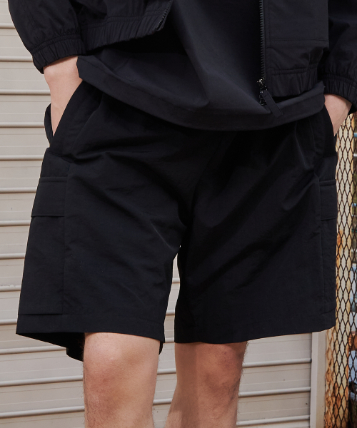 GALEX(ギャレックス)の「フットボールシグネチャーポケットナイロンショートパンツブラックGA5661 BK(その他パンツ・メンズ・その他・SMALL/MEDIUM/LARGE)」の1枚目の写真