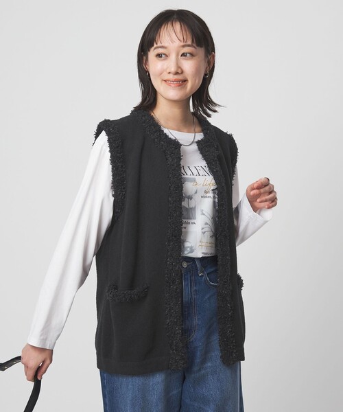 green label relaxing(グリーンレーベルリラクシング)の「ブークレ×フリンジ ベスト ウォッシャブル(ベスト・レディース・ブラック/オフホワイト・FREE)」の9枚目の写真