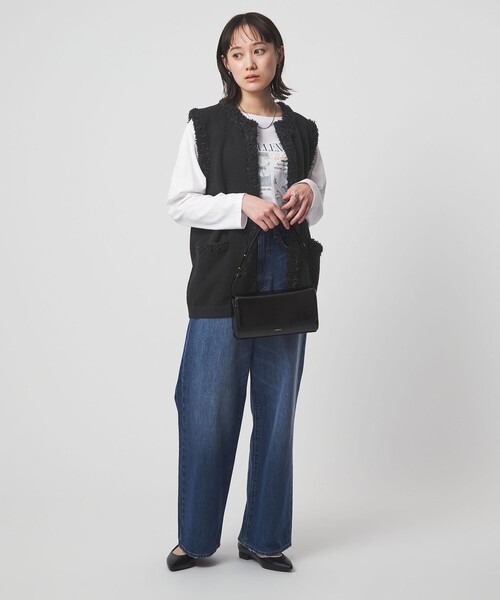 green label relaxing(グリーンレーベルリラクシング)の「ブークレ×フリンジ ベスト ウォッシャブル(ベスト・レディース・ブラック/オフホワイト・FREE)」の10枚目の写真