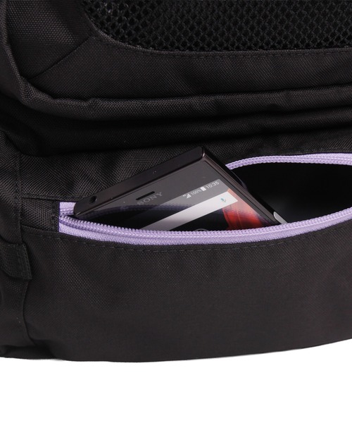 NEW BALANCE(ニューバランス)の「軽量 大容量バックパック ミニポーチ付き 32L(バックパック/リュック・メンズ・ブラック×ブラック/グレー/ブルー/パープル/ブラック・FREE)」の14枚目の写真