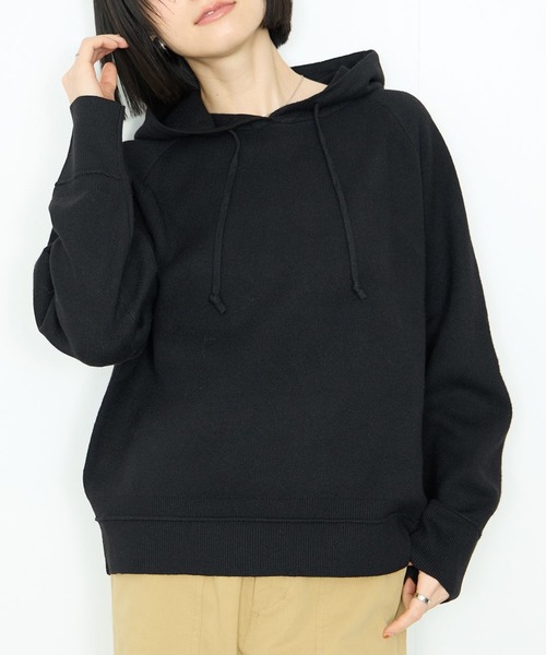 Mac-House(マックハウス)の「Idnes フードニットパーカー(パーカー・レディース・アイボリー/ブラック/チャコールグレー・FREE)」の2枚目の写真