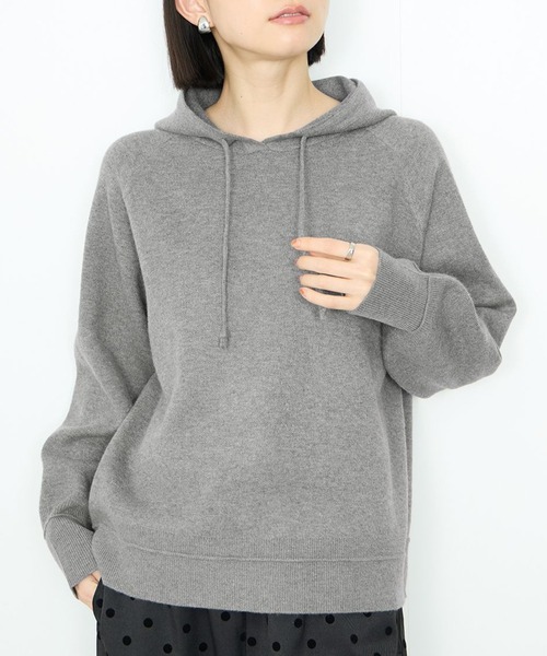 Mac-House(マックハウス)の「Idnes フードニットパーカー(パーカー・レディース・アイボリー/ブラック/チャコールグレー・FREE)」の13枚目の写真