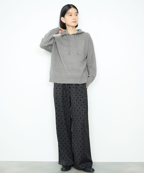 Mac-House(マックハウス)の「Idnes フードニットパーカー(パーカー・レディース・アイボリー/ブラック/チャコールグレー・FREE)」の16枚目の写真