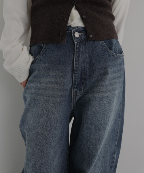 hellam（へラム）の「アシメカーブデニムパンツ（デニムパンツ・レディース・ブルー/グレー/ライトブルー/インディゴブルー・SMALL/MEDIUM）」の5枚目の写真