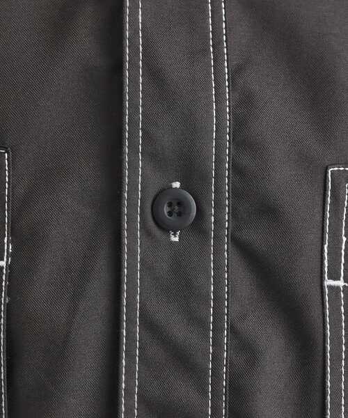 tk.TAKEO KIKUCHI(ティーケータケオキクチ)の「配色ステッチシャツ(シャツ/ブラウス・メンズ・スミクロ/モスグリーン/ブルーグリーン・02/03/04)」の7枚目の写真