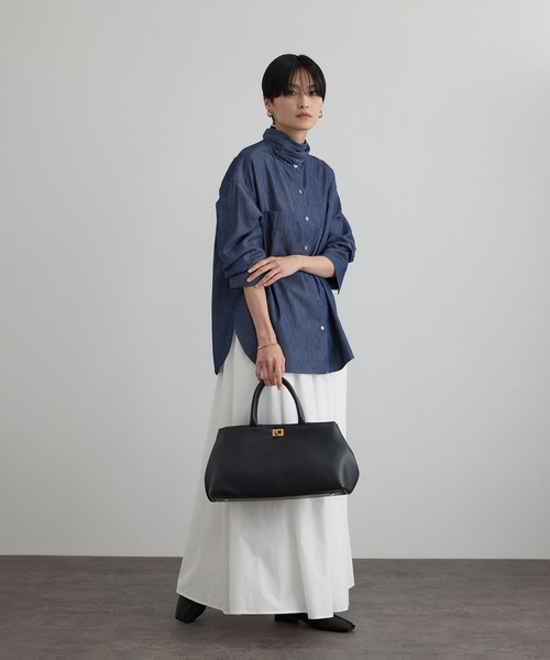 SALON adam et rope'(サロン アダム エ ロペ)の「【WEB限定】フラールボウタイデニムブラウス(シャツ/ブラウス・レディース・サックスブルー/ブルー系その他4・FREE)」の6枚目の写真