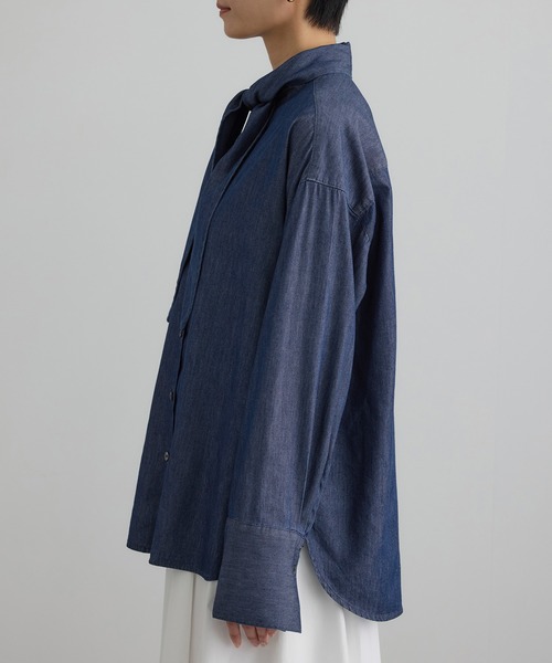 SALON adam et rope'(サロン アダム エ ロペ)の「【WEB限定】フラールボウタイデニムブラウス(シャツ/ブラウス・レディース・サックスブルー/ブルー系その他4・FREE)」の16枚目の写真