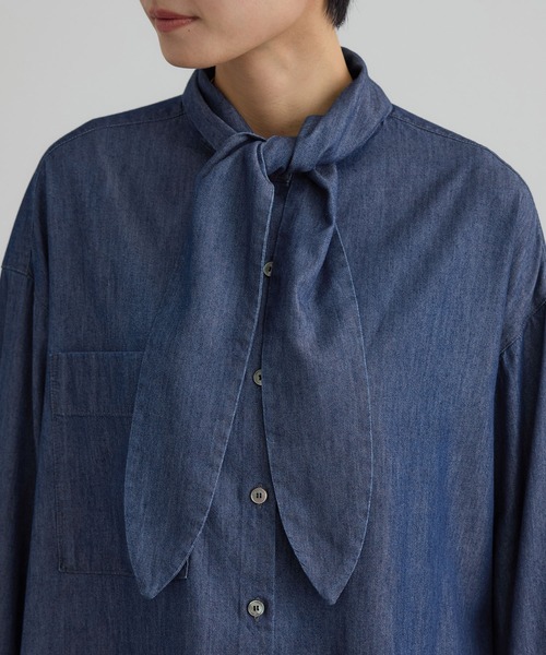 SALON adam et rope'(サロン アダム エ ロペ)の「【WEB限定】フラールボウタイデニムブラウス(シャツ/ブラウス・レディース・サックスブルー/ブルー系その他4・FREE)」の18枚目の写真