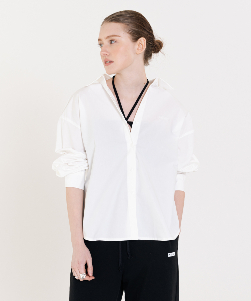 INJIACTIVE(インジアクティブ)の「クラシックコットンシャツ ホワイト(シャツ/ブラウス・レディース・その他・ONE SIZE)」の3枚目の写真