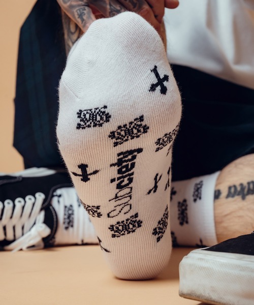Subciety(サブサエティ)の「Paisley cross socks(ソックス/靴下・メンズ・ホワイト/ブラック・FREE)」の13枚目の写真