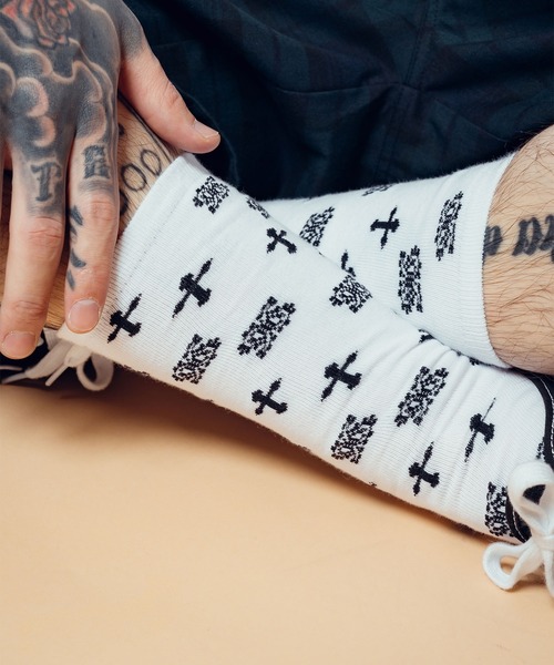 Subciety(サブサエティ)の「Paisley cross socks(ソックス/靴下・メンズ・ホワイト/ブラック・FREE)」の14枚目の写真