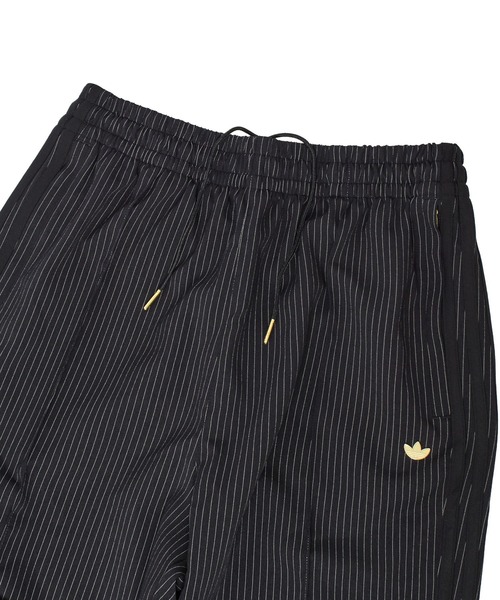 adidas Originals(アディダスオリジナルス)の「adidas FIREBIRD LOOSE PINSTRIPES TRACK PANTS ZF384(その他パンツ・メンズ・ブラック/グレー・S/M/L)」の3枚目の写真