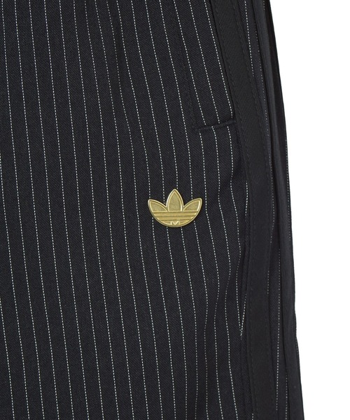 adidas Originals(アディダスオリジナルス)の「adidas FIREBIRD LOOSE PINSTRIPES TRACK PANTS ZF384(その他パンツ・メンズ・ブラック/グレー・S/M/L)」の9枚目の写真