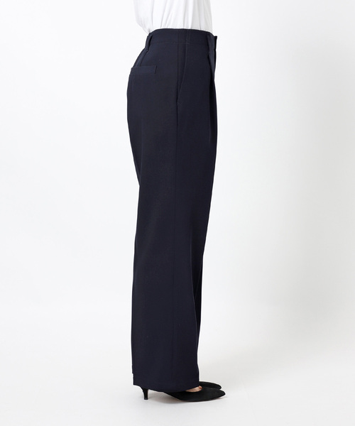 Spick & Span(スピックアンドスパン)の「ドレープチノ1タックストレートパンツ(スラックス・レディース・ネイビー/ベージュ・38/36)」の18枚目の写真