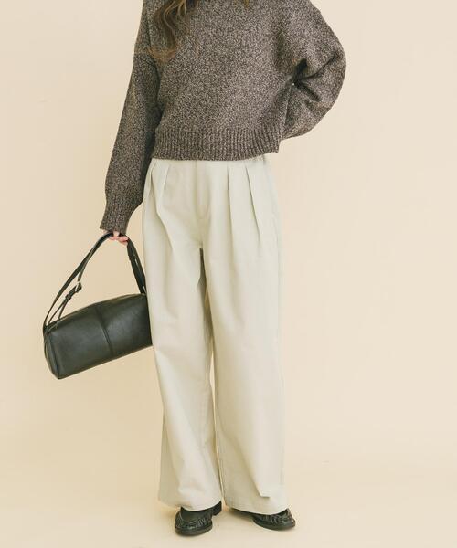 ITEMS URBANRESEARCH(アイテムズ アーバンリサーチ)の「ストレッチチノパンツ(その他パンツ・レディース・ネイビー/ライトベージュ/キャメル・SMALL/MEDIUM)」の2枚目の写真