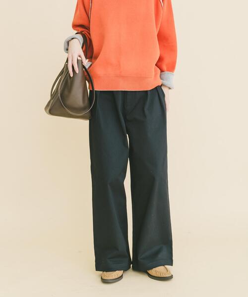 ITEMS URBANRESEARCH(アイテムズ アーバンリサーチ)の「ストレッチチノパンツ(その他パンツ・レディース・ネイビー/ライトベージュ/キャメル・SMALL/MEDIUM)」の19枚目の写真