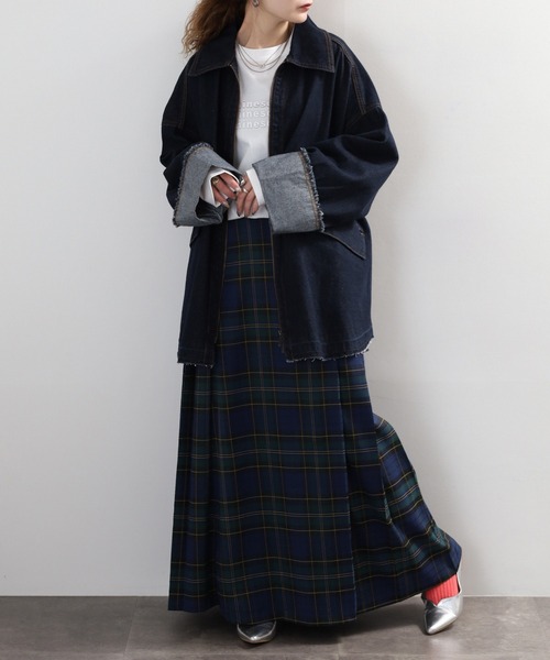 hunch（ハンチ）の「hunch ミディ丈デニムジャケット（デニムジャケット・レディース・ケミカルウォッシュ/ワンウォッシュ・FREE）」の7枚目の写真