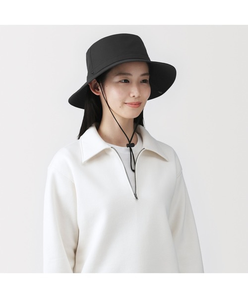 無印良品（ムジルシリョウヒン）の「ＵＶカット透湿撥水　防水テープ使いサファリハット（ハット・レディース・チャコールグレー/アイボリー/ブラック/ベージュ・56.5-59cm）」の6枚目の写真