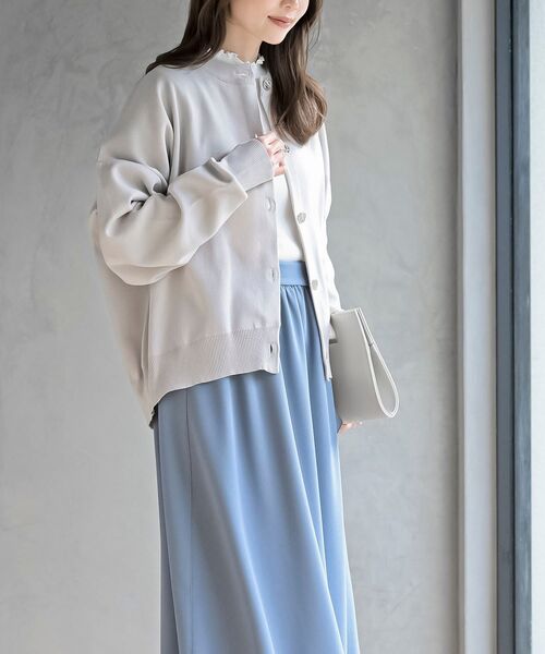 rps（アールピーエス）の「ゴールドボタンクルーネックスポンジニットカーディガン（カーディガン/ボレロ・レディース・グレー/ブラック/シルバーグレー/グレイッシュブルー・フリー）」の14枚目の写真