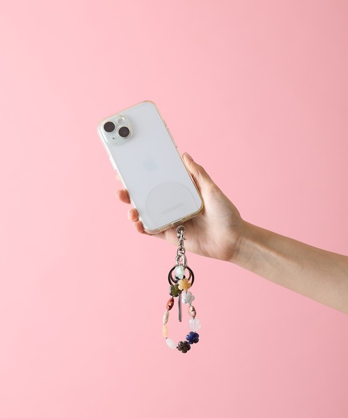 HASHIBAMI（ハシバミ）の「【HASHIBAMI】マルチ花型天然石 ハンドストラップ（スマホグッズ・レディース・シルバー/ゴールド/イエロー/ホワイト・FREE）」の13枚目の写真