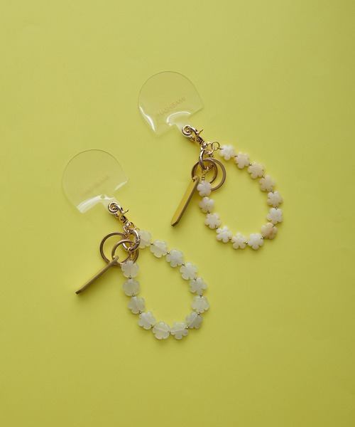 HASHIBAMI（ハシバミ）の「【HASHIBAMI】マルチ花型天然石 ハンドストラップ（スマホグッズ・レディース・シルバー/ゴールド/イエロー/ホワイト・FREE）」の16枚目の写真