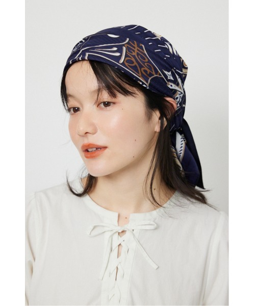 RODEO CROWNS WIDE BOWL（ロデオクラウンズワイドボウル）の「クラシカルビッグスカーフ（バンダナ/スカーフ・レディース・オレンジ系その他/ブルー系その他3/グリーン系その他/ホワイト系その他・FREE）」の4枚目の写真