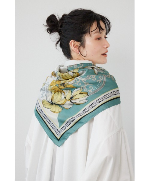 RODEO CROWNS WIDE BOWL（ロデオクラウンズワイドボウル）の「クラシカルビッグスカーフ（バンダナ/スカーフ・レディース・オレンジ系その他/ブルー系その他3/グリーン系その他/ホワイト系その他・FREE）」の10枚目の写真