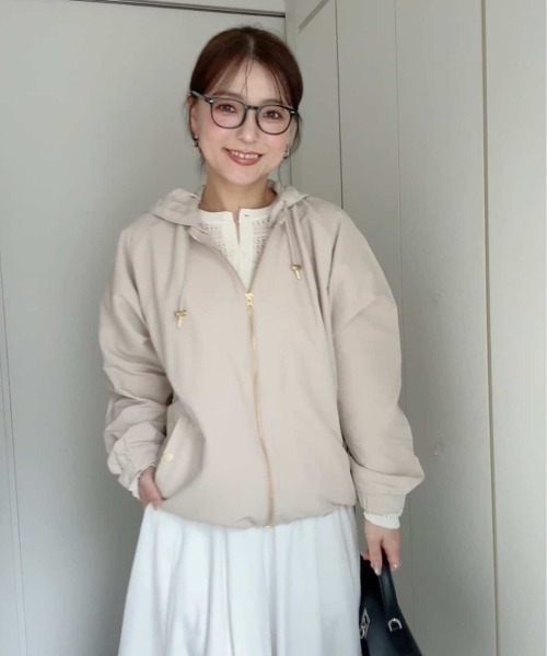 ikka(イッカ)の「【雑誌InRed4月号掲載】撥水花粉リリース2WAYマウンテンパーカー【親子コーデ】(マウンテンパーカー・レディース・ライトグリーン/ネイビー/ライトブルー/オフホワイト・L/M/S)」の6枚目の写真