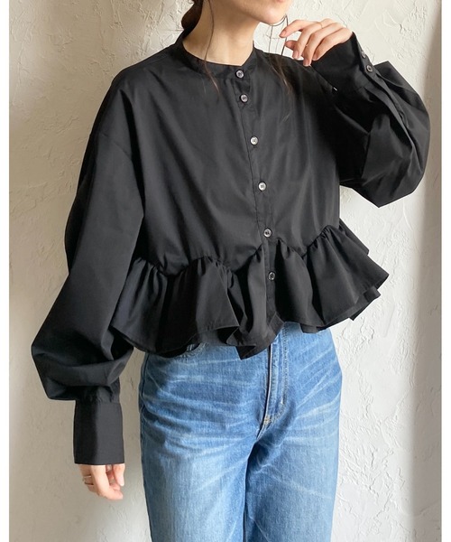 She's Closet(シーズクローゼット)の「ショート丈 長袖ボリュームスリーブ 裾フリルブラウス シャツ(シャツ/ブラウス・レディース・ホワイト/ブラック・FREE)」の13枚目の写真