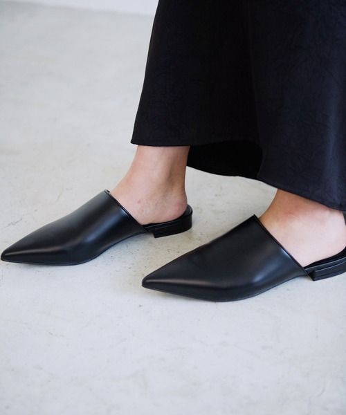SLACK(スラック)の「【リトミコ】ロングポインテッドミュール(パンプス・レディース・ブラック・22.5cm/23.0cm/23.5cm/24.0cm/24.5cm)」の22枚目の写真
