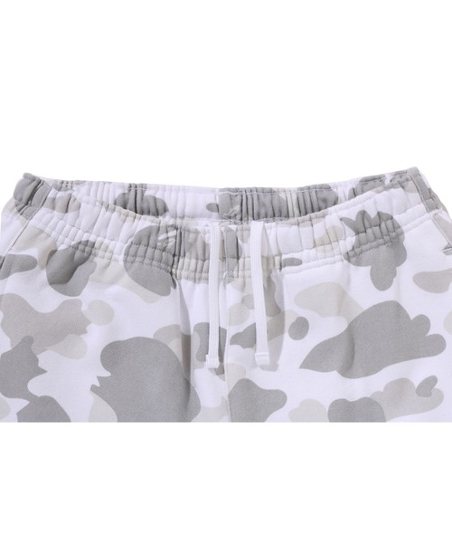 A BATHING APE(アベイシングエイプ)の「COLOR CAMO STRAIGHT SWEAT PANTS(その他パンツ・レディース・ピンク/ホワイト・MEDIUM/SMALL)」の7枚目の写真