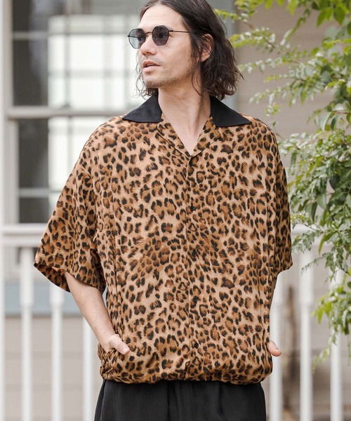 CAMBIO(カンビオ)の「mhs2549-Leopard Switch Open Collar Shirts オープンカラーシャツ(CAM26SS-025)(シャツ/ブラウス・メンズ・グレー系その他/ブラウン系その他/ベージュ系その他・L/M/S)」の1枚目の写真