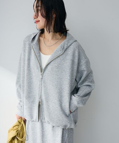 Green Parks(グリーンパークス)の「【OTONAパーカー】ダブルZIP裾ドロストパーカー(パーカー・レディース・ライトベージュ/ブラック/イエロー/杢グレー・FREE)」の9枚目の写真