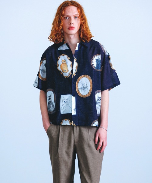 Revo.（レボ）の「Revo. ヴィンテージライク アニマル キャットパターン ボックス セミオープンカラーシャツ（シャツ/ブラウス・メンズ・ナチュラル/サックスブルー/ブラック・2/1）」の8枚目の写真