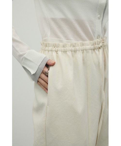 STYLEMIXER(スタイルミキサー)の「ハイラインワイドパンツ(スラックス・レディース・ライトカーキ/アイボリー/ブラック・SMALL/MEDIUM)」の12枚目の写真