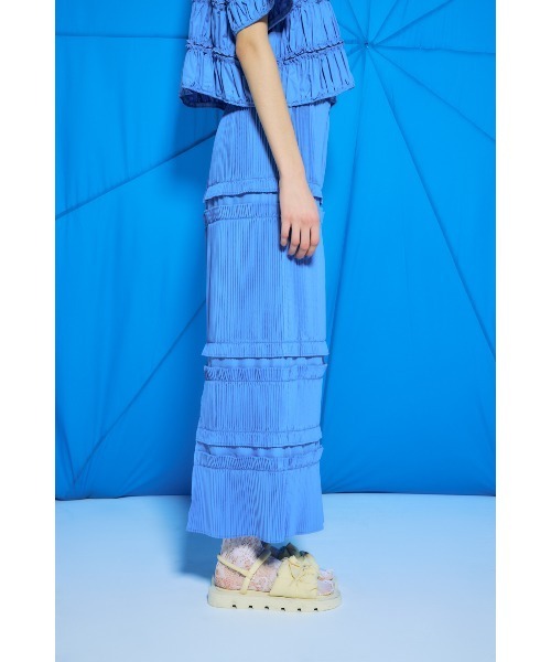 ENFOLD(エンフォルド)の「STRAIGHT PLEATS SKIRT(スカート・レディース・サックスブルー・38/36)」の5枚目の写真