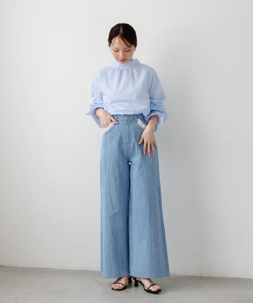 flower（フラワー）の「レースデニムパンツ（デニムパンツ・レディース・ライトブルー/ブルー・SMALL/MEDIUM）」の6枚目の写真