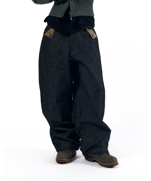 AAKAM(アーカム)の「Bonnie Pocket Denim Pants (Black)(デニムパンツ・レディース・その他・1/2)」の4枚目の写真