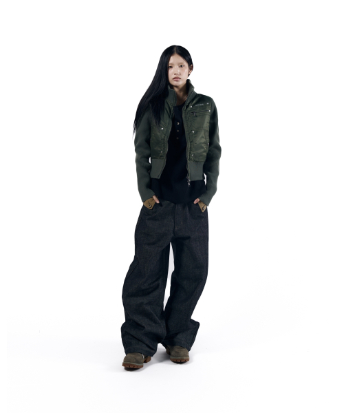 AAKAM(アーカム)の「Bonnie Pocket Denim Pants (Black)(デニムパンツ・レディース・その他・1/2)」の9枚目の写真