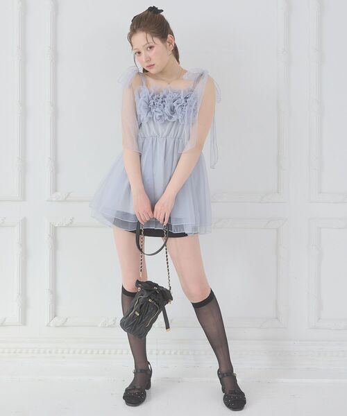 MAJESTIC LEGON（マジェスティックレゴン）の「ショルダーリボンフリルビスチェ（キャミソール・レディース・グレー/アイボリー/ピンク・MEDIUM）」の16枚目の写真