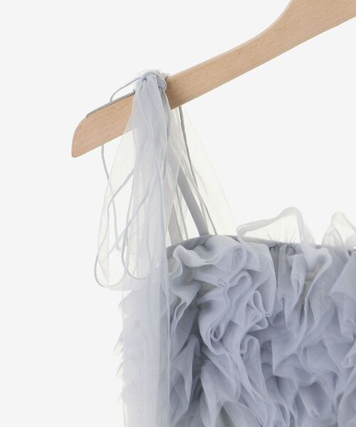 MAJESTIC LEGON（マジェスティックレゴン）の「ショルダーリボンフリルビスチェ（キャミソール・レディース・グレー/アイボリー/ピンク・MEDIUM）」の4枚目の写真