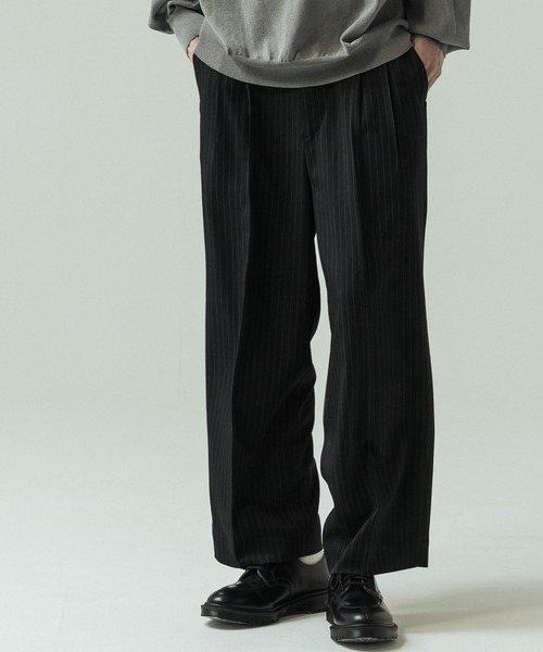 SLICK(スリック)の「【SLICK/スリック】Pinstripe Tech Twill Two Tuck Slacks/ピンストライプテックツイルツータックスラックス/ワイドパンツ(スラックス・メンズ・ブラック/ブラウン/グレー・2/1/3)」の11枚目の写真