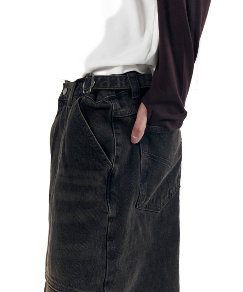 AAKAM(アーカム)の「Knee Panel Biker Denim Pants (Black)(デニムパンツ・レディース・その他・1/2)」の11枚目の写真