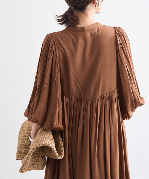 JOURNAL STANDARD(ジャーナルスタンダード)の「インディアクロスエンブロイダリーワンピース(ワンピース・レディース・ブラウン/ネイビー・FREE)」の9枚目の写真