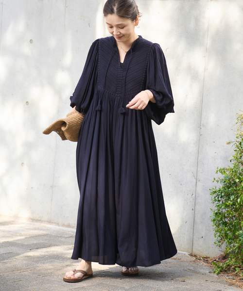 JOURNAL STANDARD(ジャーナルスタンダード)の「インディアクロスエンブロイダリーワンピース(ワンピース・レディース・ブラウン/ネイビー・FREE)」の11枚目の写真