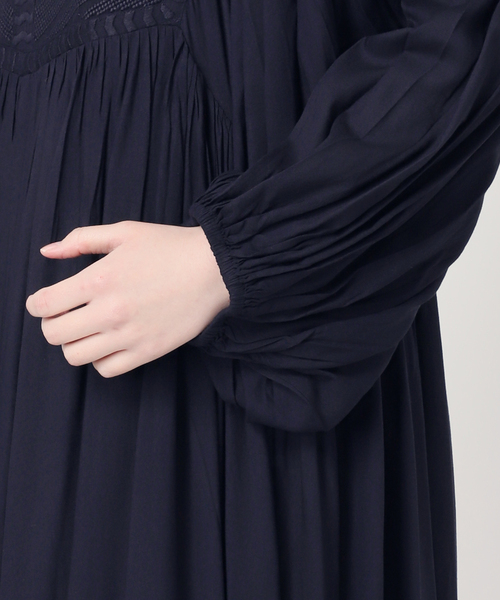 JOURNAL STANDARD(ジャーナルスタンダード)の「インディアクロスエンブロイダリーワンピース(ワンピース・レディース・ブラウン/ネイビー・FREE)」の21枚目の写真