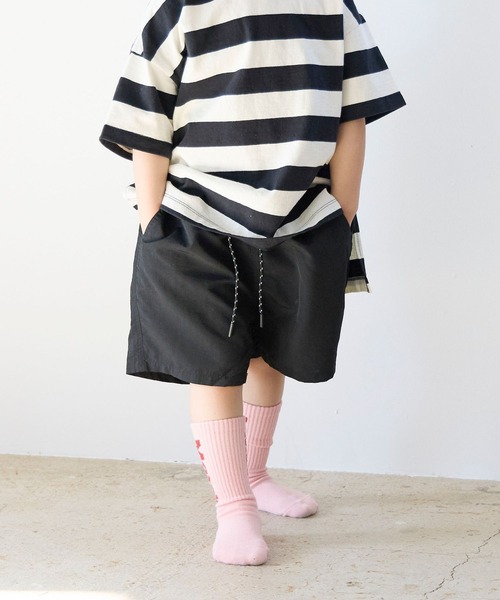 LOWRYS FARM（ローリーズファーム）の「アクティブショーツ　 650233（その他パンツ・キッズ・ブラック系その他/グリーン/ブラック/レッド/ブルー・120cm/110cm/150cm/140cm/130cm）」の2枚目の写真