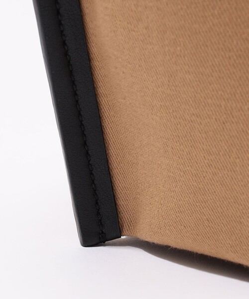 TOMORROWLAND (トゥモローランド)の「ADVENE THE MINI TRENCH トートバッグ(トートバッグ・レディース・ベージュ・FREE)」の7枚目の写真