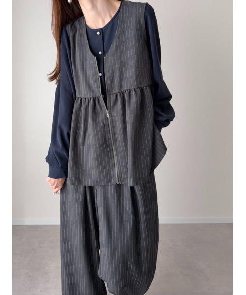 fifth（フィフス）の「【SETUP対応】ペプラムZIPベスト（ベスト・レディース・ベージュ/ネイビー/チャコールグレー・M）」の9枚目の写真