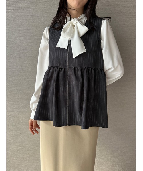 fifth（フィフス）の「【SETUP対応】ペプラムZIPベスト（ベスト・レディース・ベージュ/ネイビー/チャコールグレー・M）」の17枚目の写真